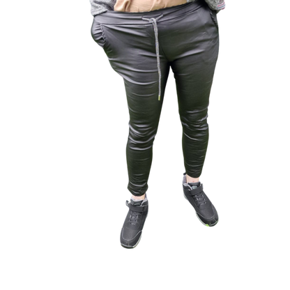 Kunstlederhose schwarz